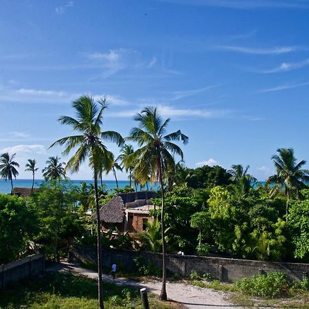 Meck'S Inn Lodge Нунгви Экстерьер фото